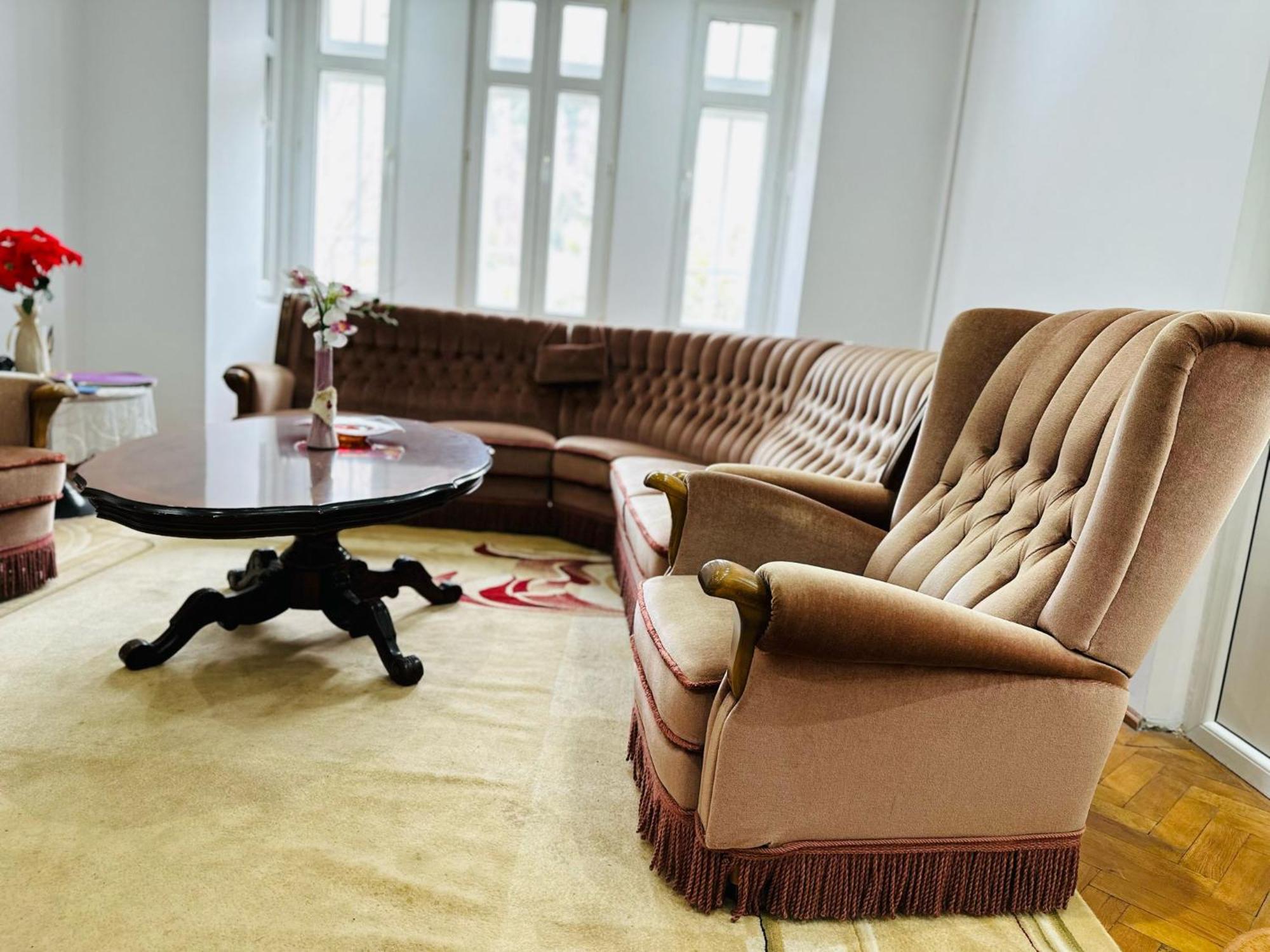 Rapsodia Sinaia Bed & Breakfast Exterior photo